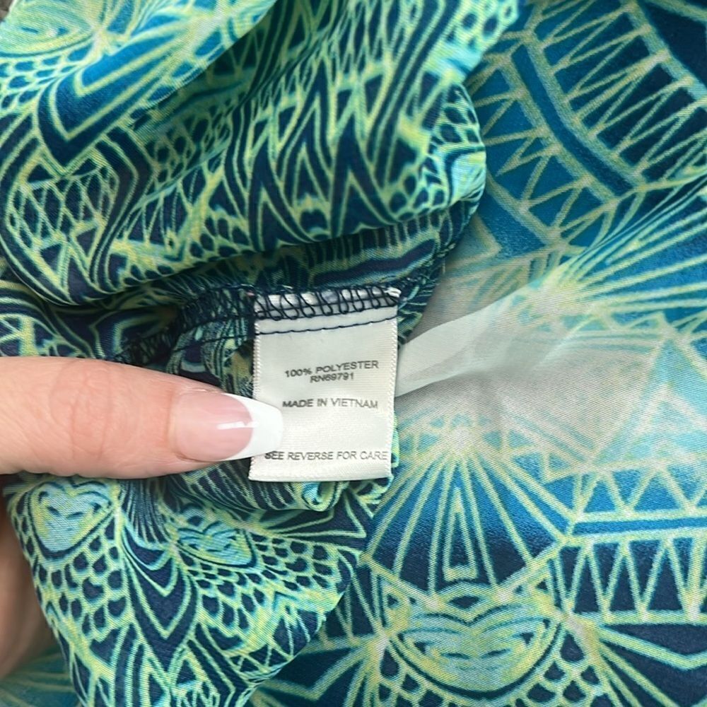Dress Barn flowy Top - Picture 5 of 5